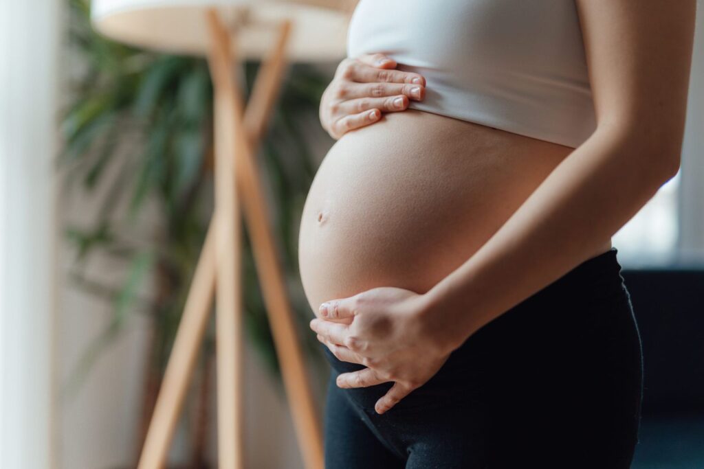 Apa Itu Kehamilan Risiko Tinggi, Faktor Penyebab dan Gejalanya